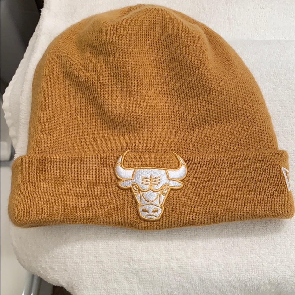 Bulls beige beanie * BRAND NEWWWWW*